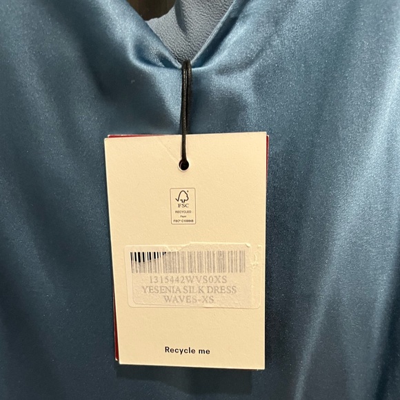 NWT Reformation Yesenia Silk Waves Ibiza Dress Chainlink Halter Backless Formal - Picture 9 of 9